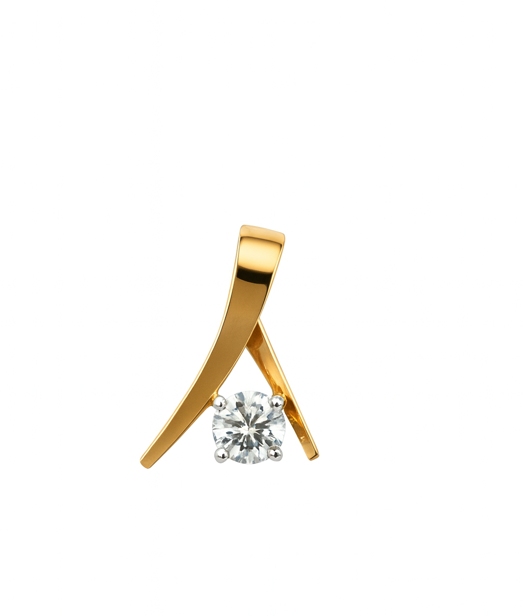 Beautiful 18 Kt Gold  Natural Diamond Pendant